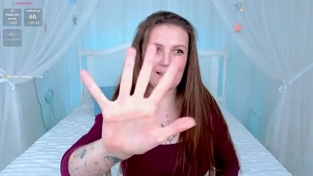 Amy  Leee  online show from 26, 2, 2026