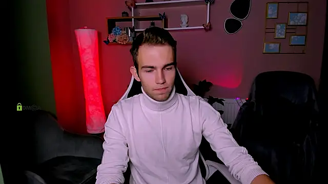 Snapshot of astren_villo chatting on 16, 11, 2025 astren villo online show from 16, 11, 2025