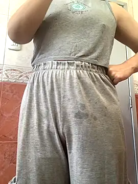 Snapshot of La-Gatiita-trans chatting on 10, 11, 2025 La-Gatiita-trans online show from 10, 11, 2025