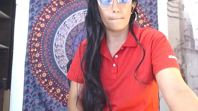 Lucyy Naugthy online show from 15, 1, 2026