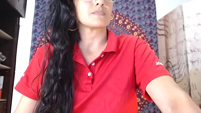 Lucyy Naugthy online show from 10, 2, 2026