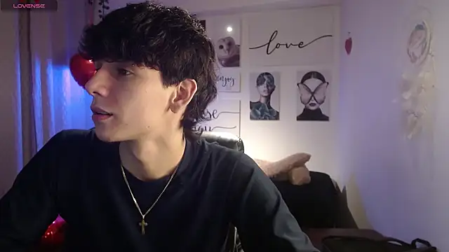 AmethystShadow17 online show from 20, 2, 2026