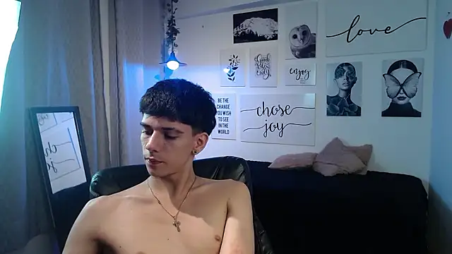 AmethystShadow17 online show from 17, 3, 2026