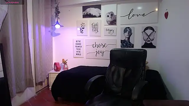 AmethystShadow17 online show from 21, 3, 2026