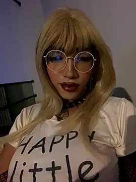 Snapshot of Cute_Aleja chatting on 2, 11, 2025 Cute Aleja online show from 2, 11, 2025