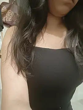 Snapshot of KHAN_BEAUTY chatting on 2, 6, 2026 KHAN BEAUTY online show from 2, 6, 2026