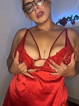 Snapshot of BBWCami_ chatting on 23, 11, 2025 BBWCami online show from 23, 11, 2025