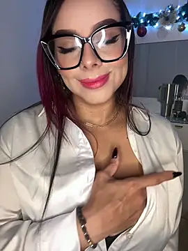 Snapshot of BBWCami_ chatting on 22, 12, 2025 BBWCami online show from 22, 12, 2025