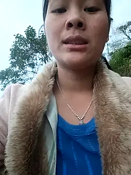 Snapshot of Lyssa-a chatting on 17, 12, 2025 Lyssa-a online show from 17, 12, 2025
