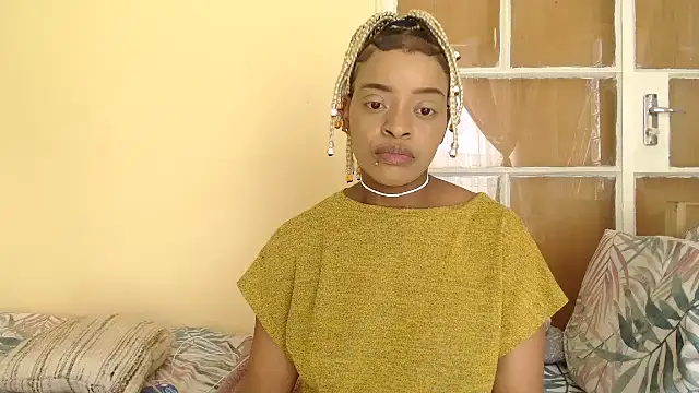 Snapshot of fifiqueen25 chatting on 17, 12, 2025 fifiqueen25 online show from 17, 12, 2025