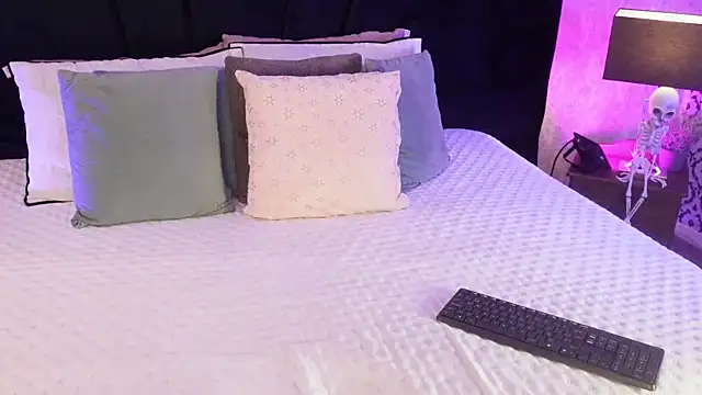 mariianna lopez  online show from 18, 4, 2026