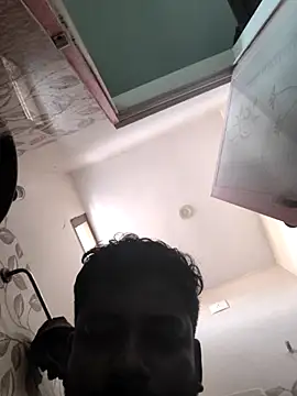 Snapshot of Vickyins480000 chatting on 20, 10, 2025 Vickyins480000 online show from 20, 10, 2025