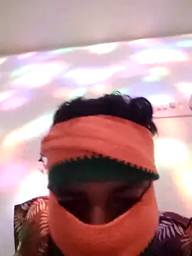 Snapshot of Vickyins480000 chatting on 25, 10, 2025 Vickyins480000 online show from 25, 10, 2025