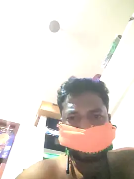 Snapshot of Vickyins480000 chatting on 27, 10, 2025 Vickyins480000 online show from 27, 10, 2025