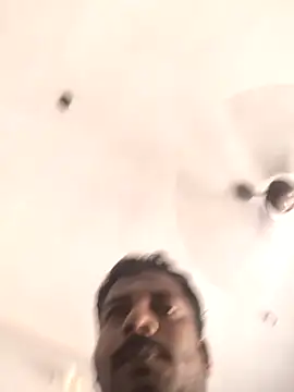 Snapshot of Vickyins480000 chatting on 10, 11, 2025 Vickyins480000 online show from 10, 11, 2025