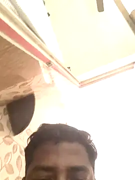 Snapshot of Vickyins480000 chatting on 25, 11, 2025 Vickyins480000 online show from 25, 11, 2025