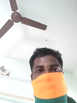 Snapshot of Vickyins480000 chatting on 1, 12, 2025 Vickyins480000 online show from 1, 12, 2025