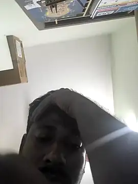 Snapshot of Vickyins480000 chatting on 1, 12, 2025 Vickyins480000 online show from 1, 12, 2025