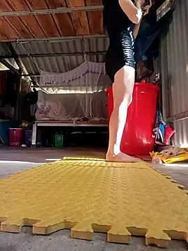 Snapshot of -Kem-01 chatting on 29, 11, 2025 -Kem-01 online show from 29, 11, 2025