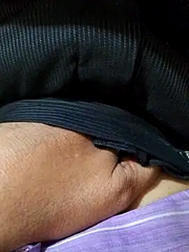 Snapshot of svk_05 chatting on 30, 11, 2025 svk 05 online show from 30, 11, 2025