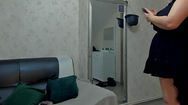 BelleInna online show from 6, 2, 2026