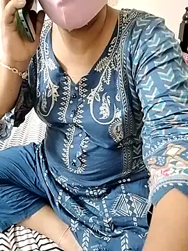 Snapshot of Hot_Boude chatting on 28, 10, 2025 Hot Boude online show from 28, 10, 2025