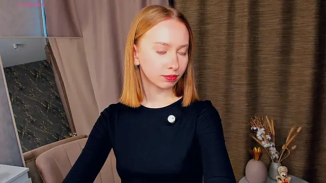 BereniceThull online show from 19, 10, 2025