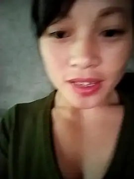 Snapshot of Hani-i chatting on 15, 10, 2025 Hani-i online show from 15, 10, 2025