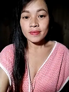 Snapshot of Hani-i chatting on 15, 11, 2025 Hani-i online show from 15, 11, 2025