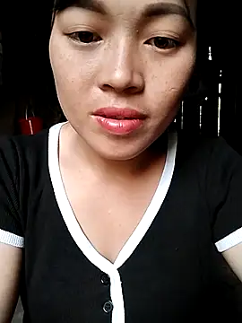 Snapshot of Hani-i chatting on 2, 12, 2025 Hani-i online show from 2, 12, 2025