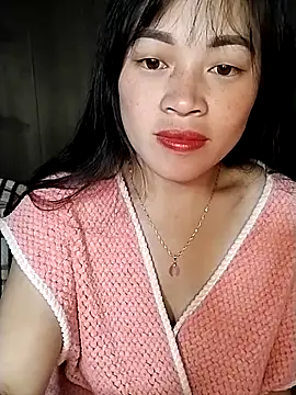 Snapshot of Hani-i chatting on 17, 12, 2025 Hani-i online show from 17, 12, 2025