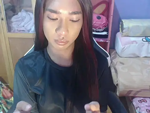Yourasianbabyemma online show from 4, 6, 2026