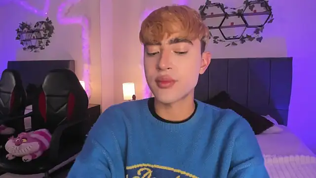 Snapshot of JustinCastiblanco chatting on 16, 10, 2025 JustinCastiblanco online show from 16, 10, 2025