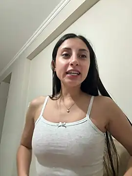 itsmiasofia online show from 19, 7, 2026