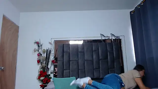 Salmma Milf online show from 20, 2, 2026