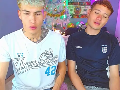 Snapshot of Latin_boysxxxx chatting on 31, 10, 2025 Latin boysxxxx online show from 31, 10, 2025