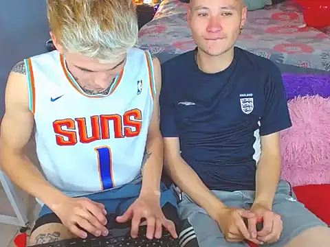 Snapshot of Latin_boysxxxx chatting on 15, 11, 2025 Latin boysxxxx online show from 15, 11, 2025