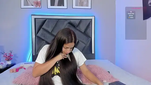 zoe longhair online show from 18, 10, 2025