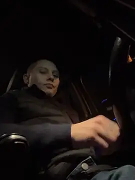 Snapshot of Feloh95 chatting on 14, 11, 2025 Feloh95 online show from 14, 11, 2025