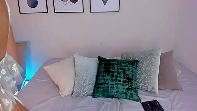 AilanaCortes online show from 19, 12, 2025