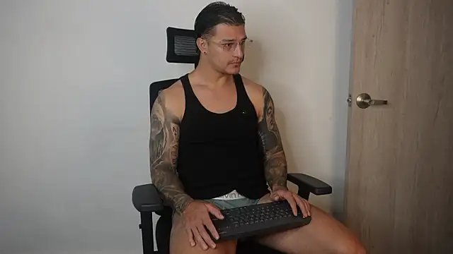 Dominick walker online show from 18, 3, 2026