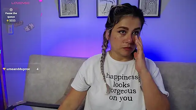 Sweet Bella Valery online show from 21, 11, 2025