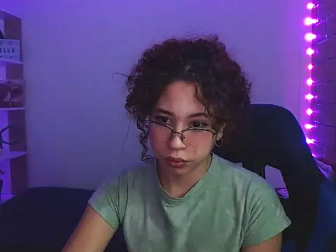 Snapshot of Medussa3033 chatting on 10, 11, 2025 Medussa3033 online show from 10, 11, 2025