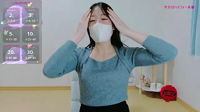 TSUKI circle online show from 29, 11, 2025