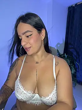 Snapshot of Emily_Kurth23 chatting on 26, 11, 2025 Emily Kurth23 online show from 26, 11, 2025