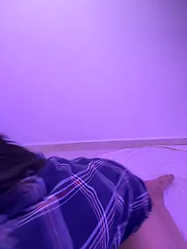 Snapshot of Lucianacuoper chatting on 30, 10, 2025 Lucianacuoper online show from 30, 10, 2025