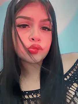 Snapshot of Lucianacuoper chatting on 27, 11, 2025 Lucianacuoper online show from 27, 11, 2025