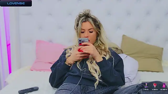 AriannaSins online show from 4, 1, 2025