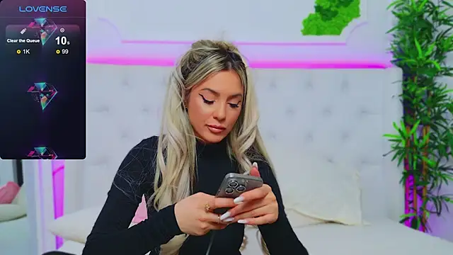 AriannaSins online show from 5, 2, 2025