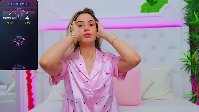 AriannaSins online show from 12, 2, 2025